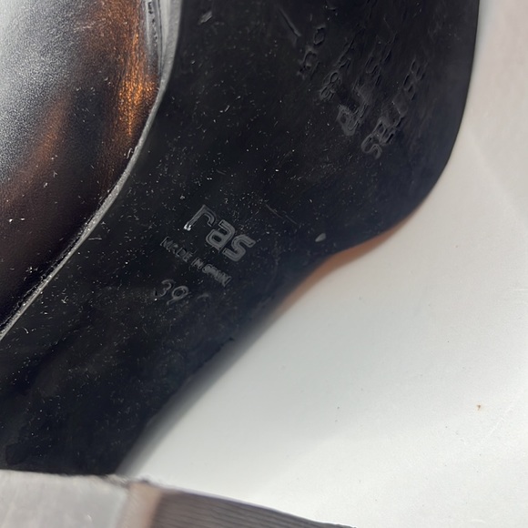 RAS black chunky heel leather loafer square toe/heel w/jewel detail SZ 39 US 9 - Picture 8 of 13